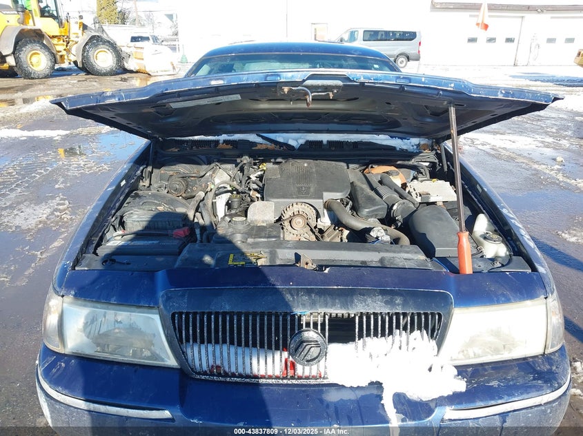 2MEFM74W55X672987 2005 MERCURY GRAND MARQUIS photo no. 10