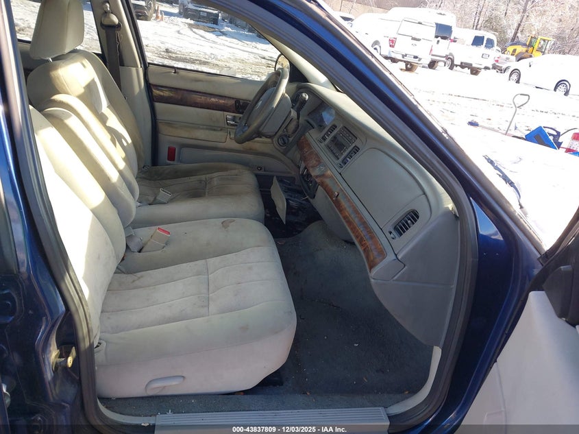 2MEFM74W55X672987 2005 MERCURY GRAND MARQUIS photo no. 5