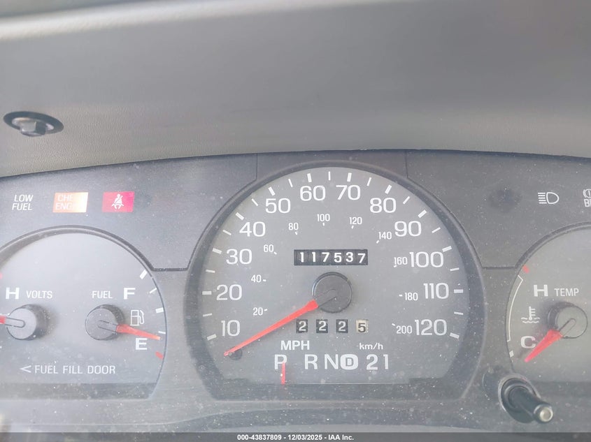 2MEFM74W55X672987 2005 MERCURY GRAND MARQUIS photo no. 7