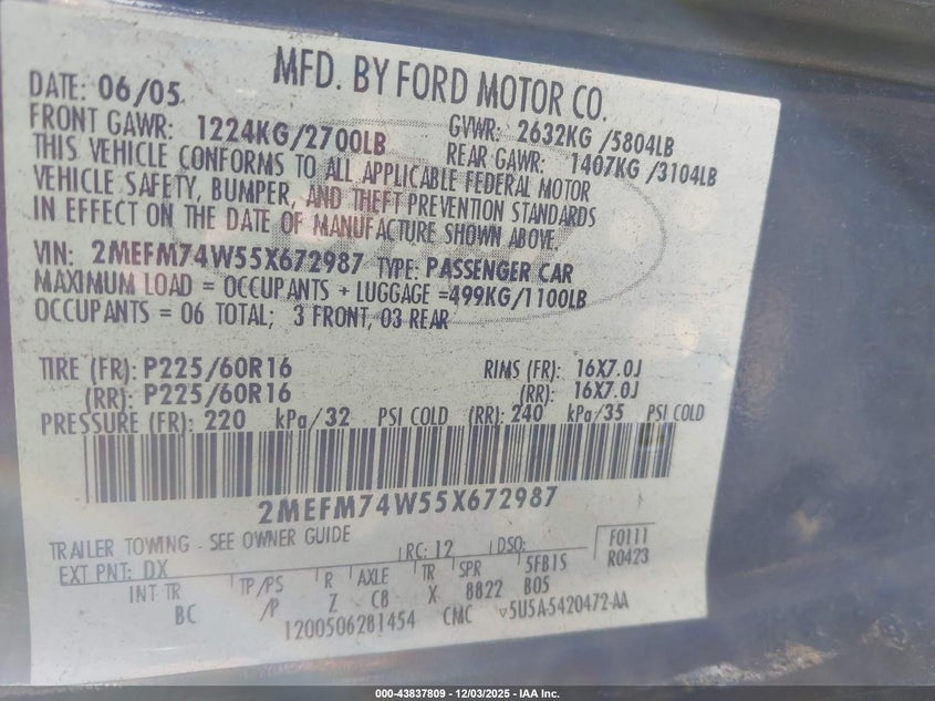 2MEFM74W55X672987 2005 MERCURY GRAND MARQUIS photo no. 9