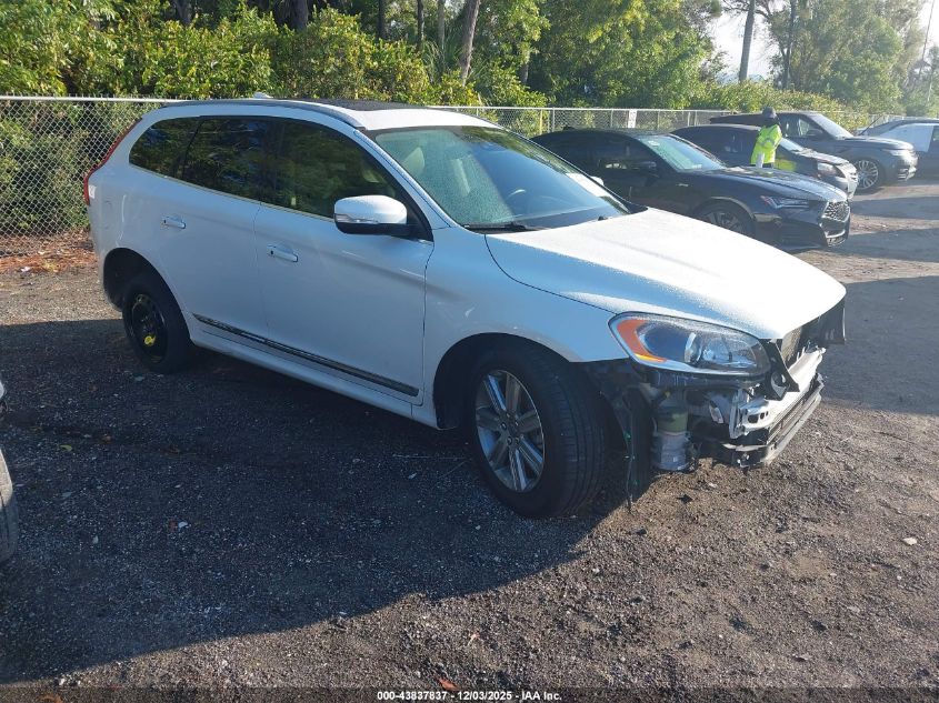 VOLVO XC60 T5 INSCRIPTION