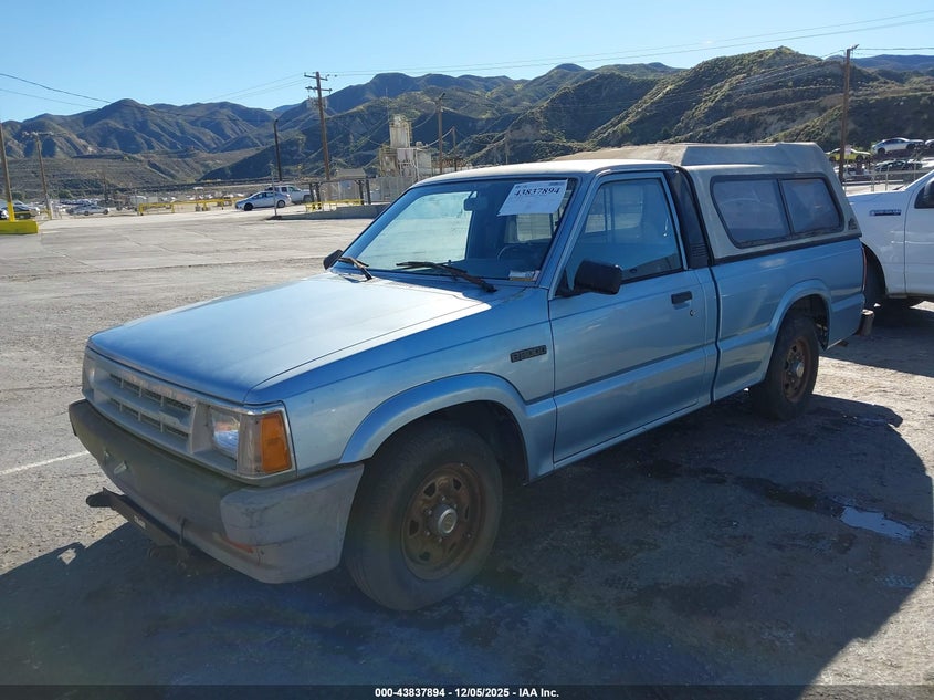 JM2UF1117H0592906 1987 MAZDA  photo no. 2