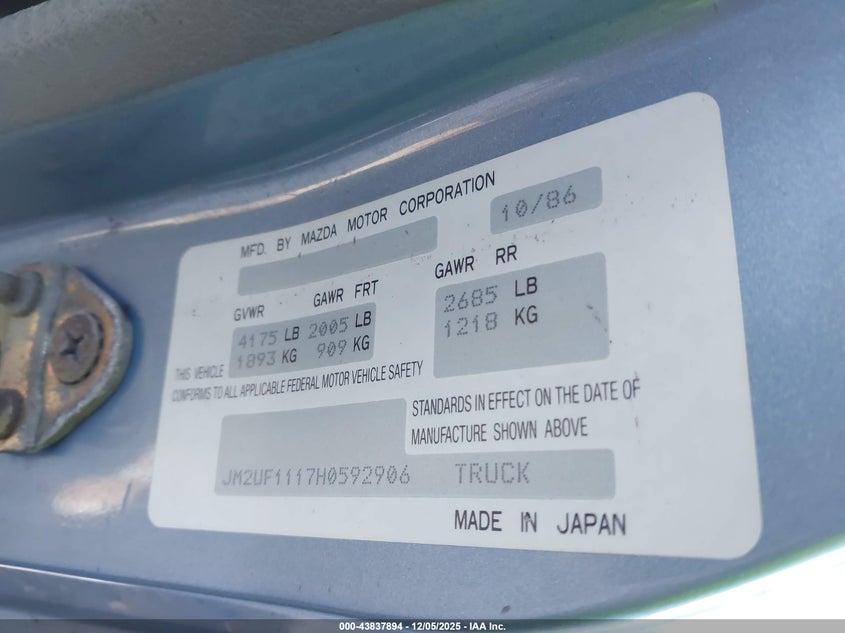 JM2UF1117H0592906 1987 MAZDA  photo no. 9