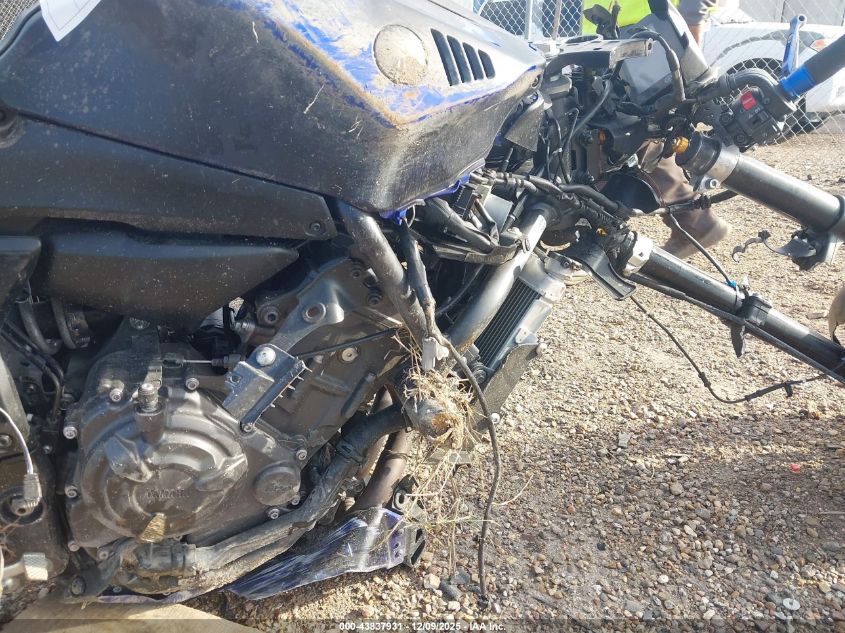 2022 Yamaha Yzfr7 VIN: JYARM38E1NA004262 Lot: 43837931