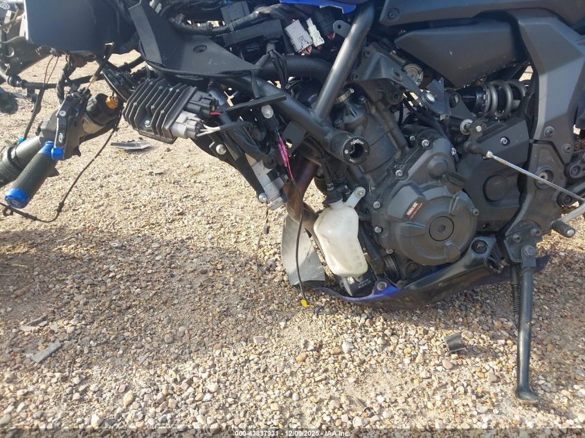 2022 Yamaha Yzfr7 VIN: JYARM38E1NA004262 Lot: 43837931