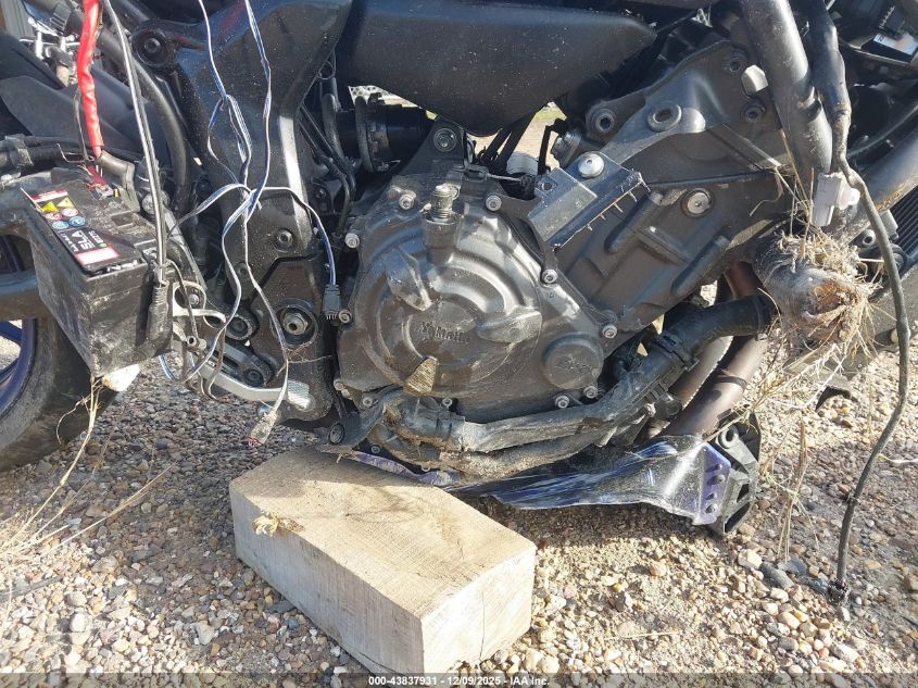 2022 Yamaha Yzfr7 VIN: JYARM38E1NA004262 Lot: 43837931