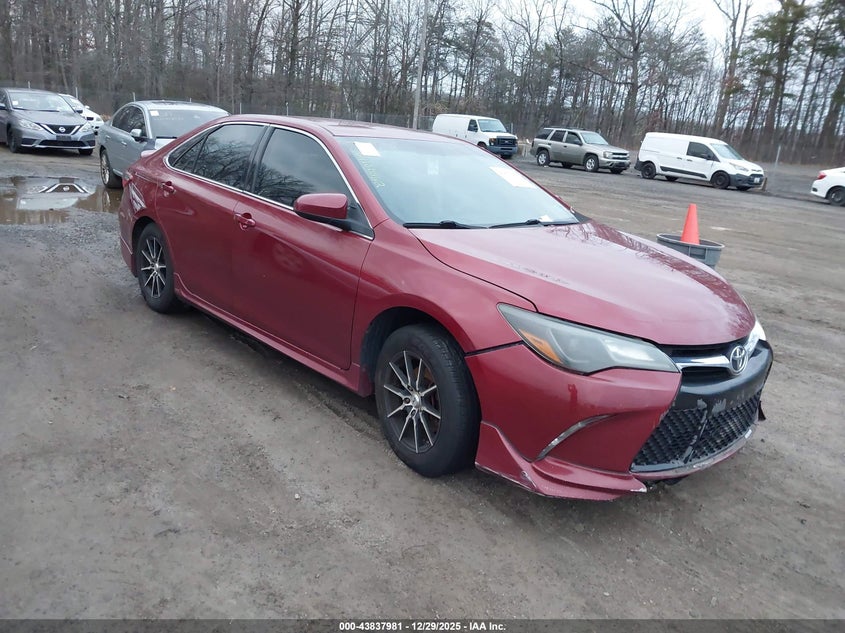 4T1BF1FK2FU910672 2015 Toyota Camry Le auction photo 1
