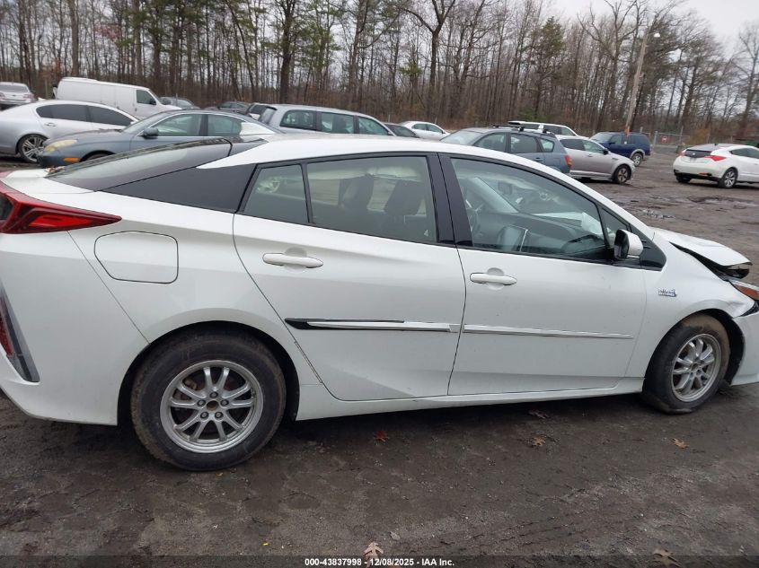 2017 Toyota Prius Prime Premium VIN: JTDKARFP5H3002304 Lot: 43837998