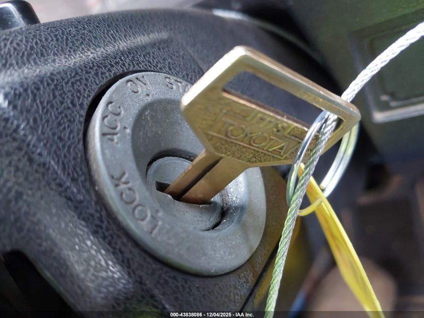 1986 Toyota Pickup 1/2 Ton Rn50 VIN: JT4RN50R9G0194204 Lot: 43838086