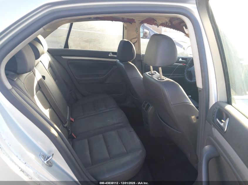 2007 Volkswagen Jetta Wolfsburg Edition VIN: 3VWEG71K17M064045 Lot: 43838112