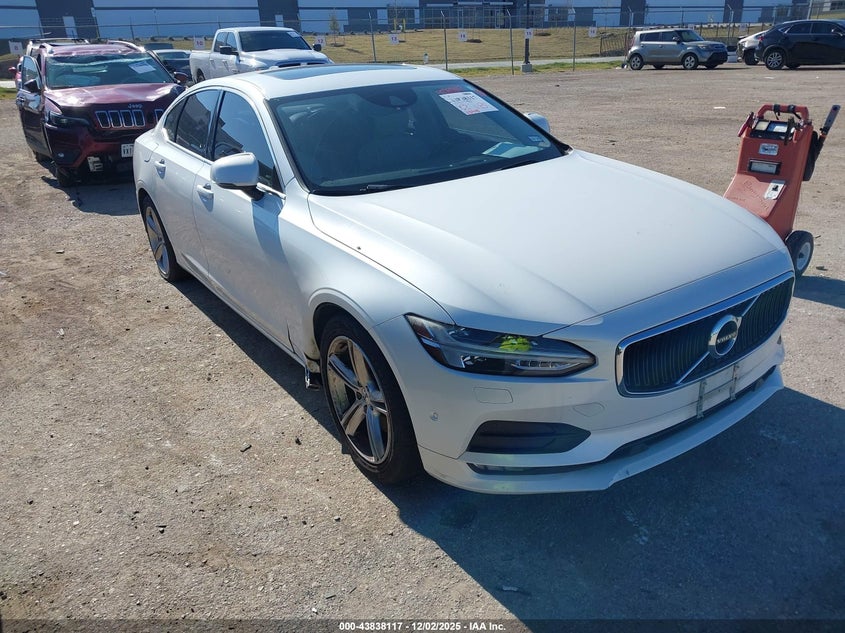 YV1102AK5H1006652 2017 Volvo S90 T5 Momentum auction photo 1