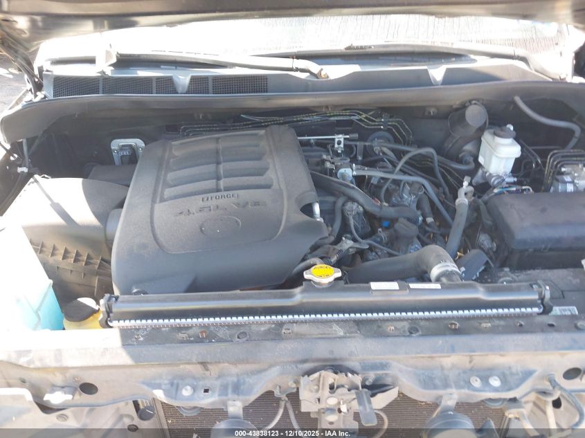 2018 Toyota Tundra Sr5 4.6L V8 VIN: 5TFRM5F12JX123543 Lot: 43838123