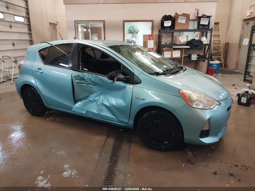 TOYOTA PRIUS C TWO