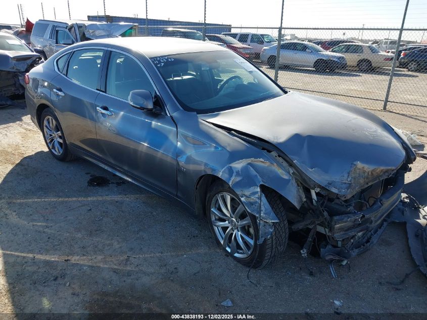 INFINITI Q70 3.7 LUXE