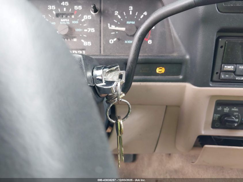 1994 Ford Explorer VIN: 1FMDU34XXRUD86684 Lot: 43838257