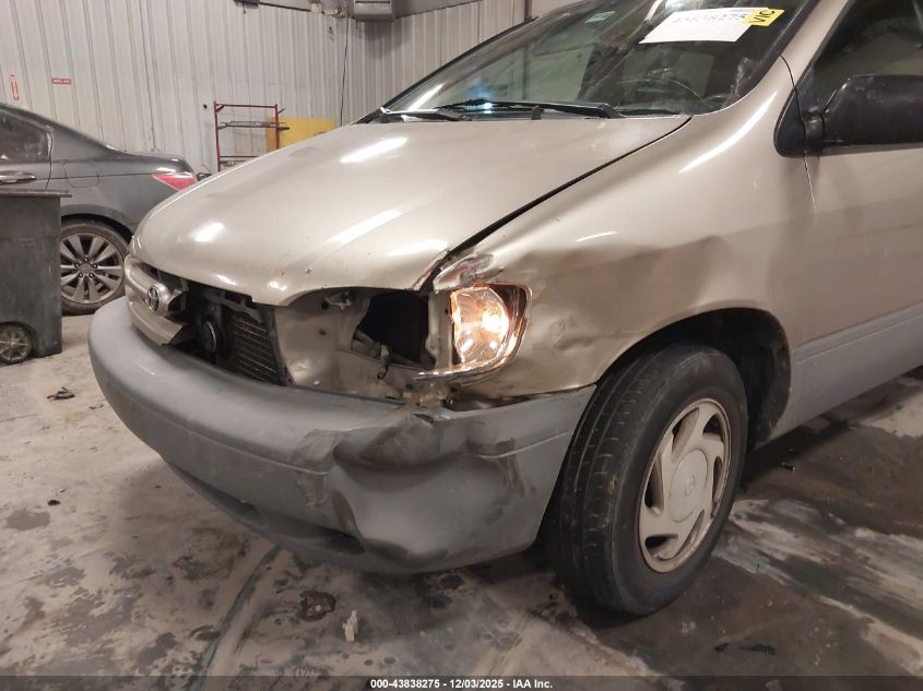 2000 Toyota Sienna Le VIN: 4T3ZF13C3YU243973 Lot: 43838275