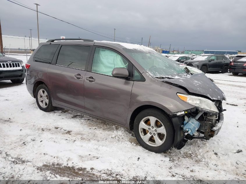 TOYOTA SIENNA LE 8 PASSENGER