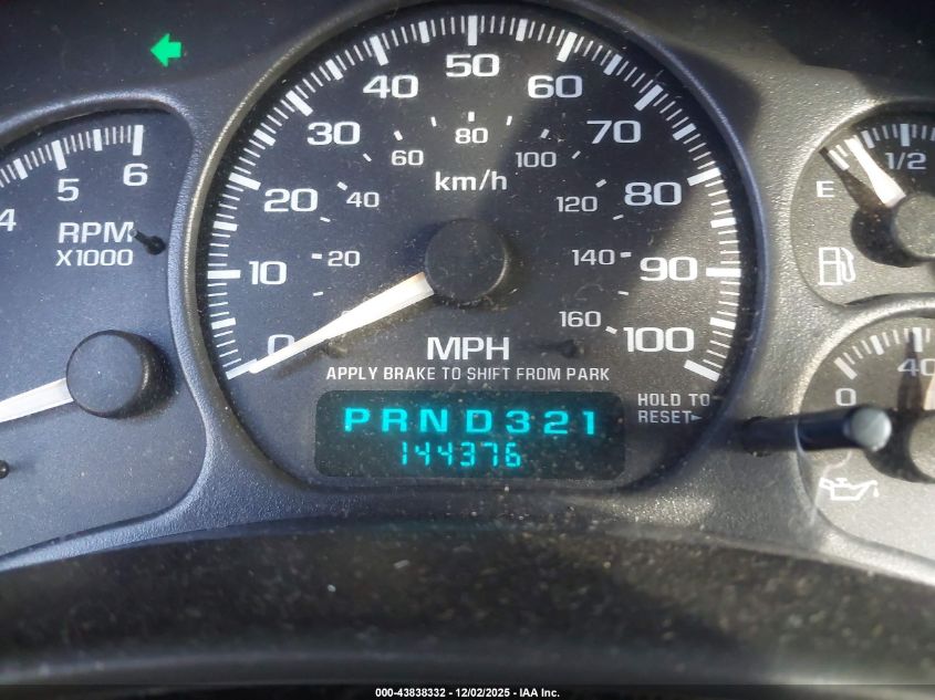 2002 Chevrolet Suburban 1500 Lt VIN: 1GNEC16TX2J132756 Lot: 43838332