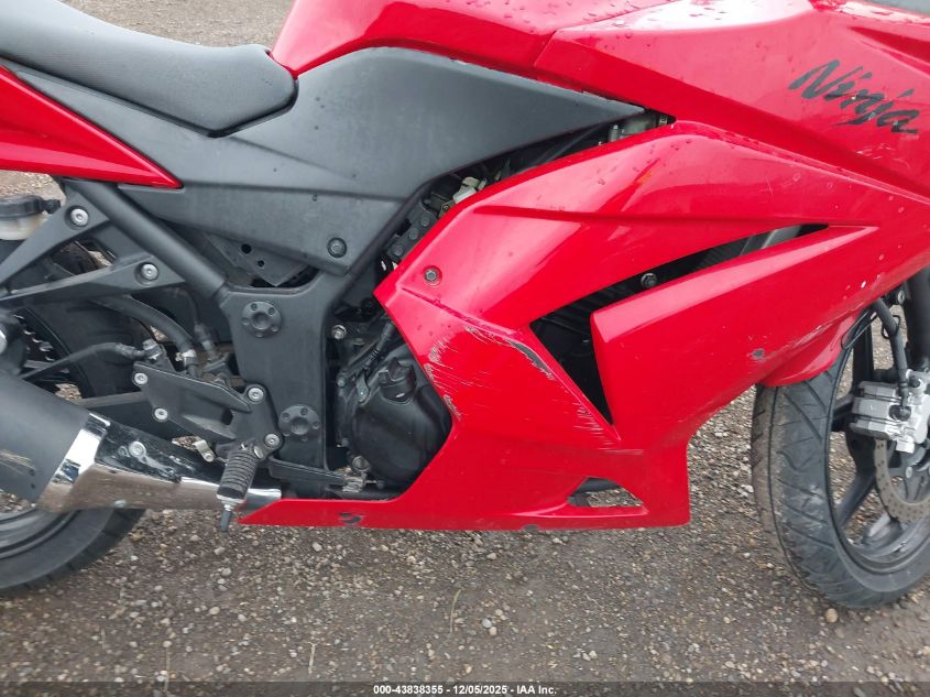 2010 Kawasaki Ex250 J VIN: JKAEXMJ11ADA61932 Lot: 43838355