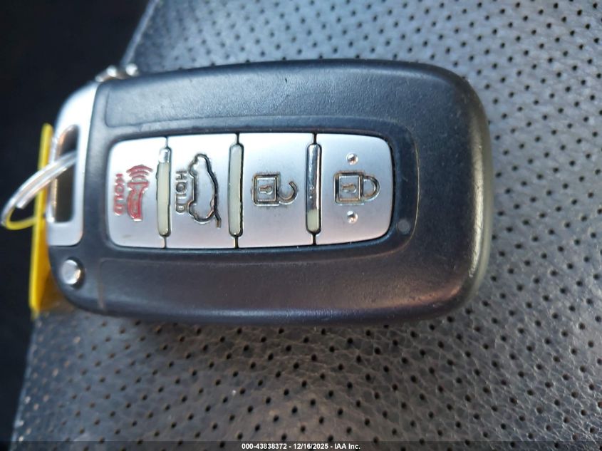 2014 Hyundai Veloster Turbo W/Black VIN: KMHTC6AE5EU210784 Lot: 43838372