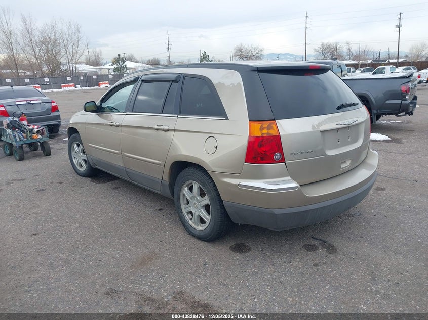 2C8GF68474R558168 2004 CHRYSLER PACIFICA photo no. 3