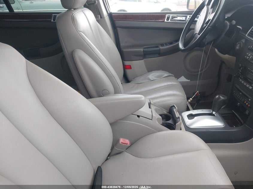 2C8GF68474R558168 2004 CHRYSLER PACIFICA photo no. 5