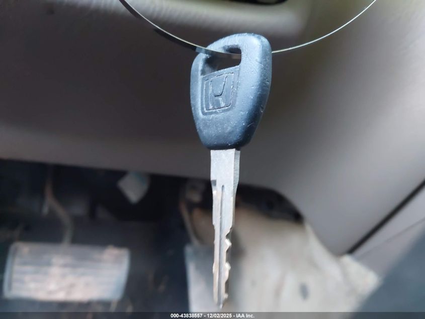 2001 Honda Accord 2.3 Lx VIN: JHMCG56431C024548 Lot: 43838557