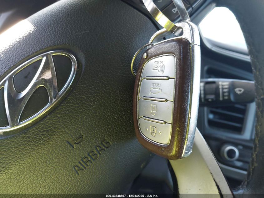 2020 Hyundai Elantra Value Edition VIN: 5NPD84LF1LH583963 Lot: 43838567