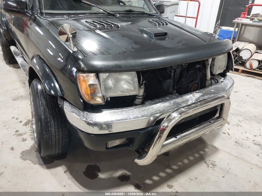 2000 Nissan Frontier Se-V6/Xe-V6 VIN: 1N6ED27T9YC319491 Lot: 43838591