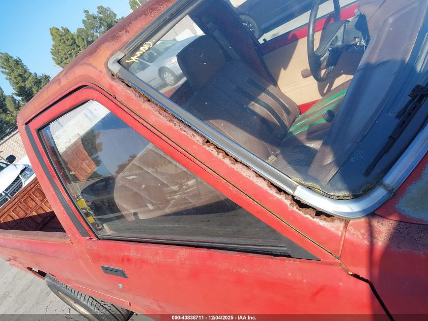 1985 Toyota Pickup 1/2 Ton Rn55 VIN: JT4RN55R5F0091191 Lot: 43838711