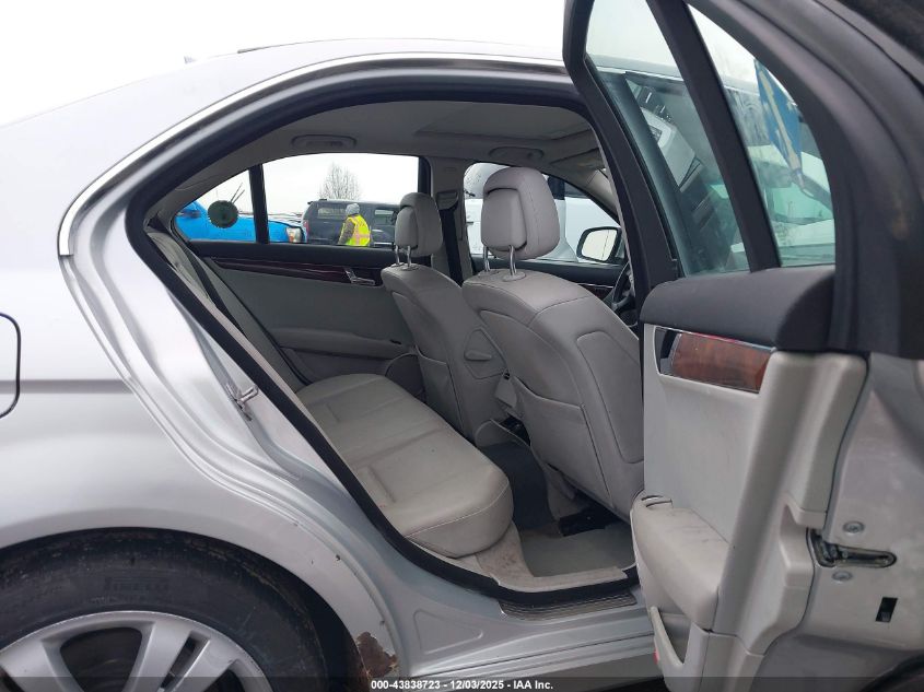 2009 Mercedes-Benz C 300 Luxury 4Matic VIN: WDDGF81X89F240355 Lot: 43838723