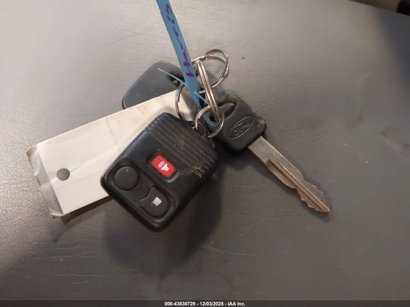 2002 Ford F-250 Lariat/Xl/Xlt VIN: 1FTNW20F22EB67423 Lot: 43838729