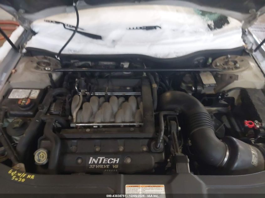 2000 Lincoln Continental VIN: 1LNHM97V5YY861793 Lot: 43838751