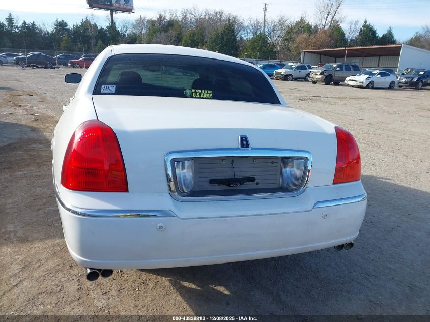 2005 Lincoln Town Car Signature Limited VIN: 1LNHM82W45Y634407 Lot: 43838813