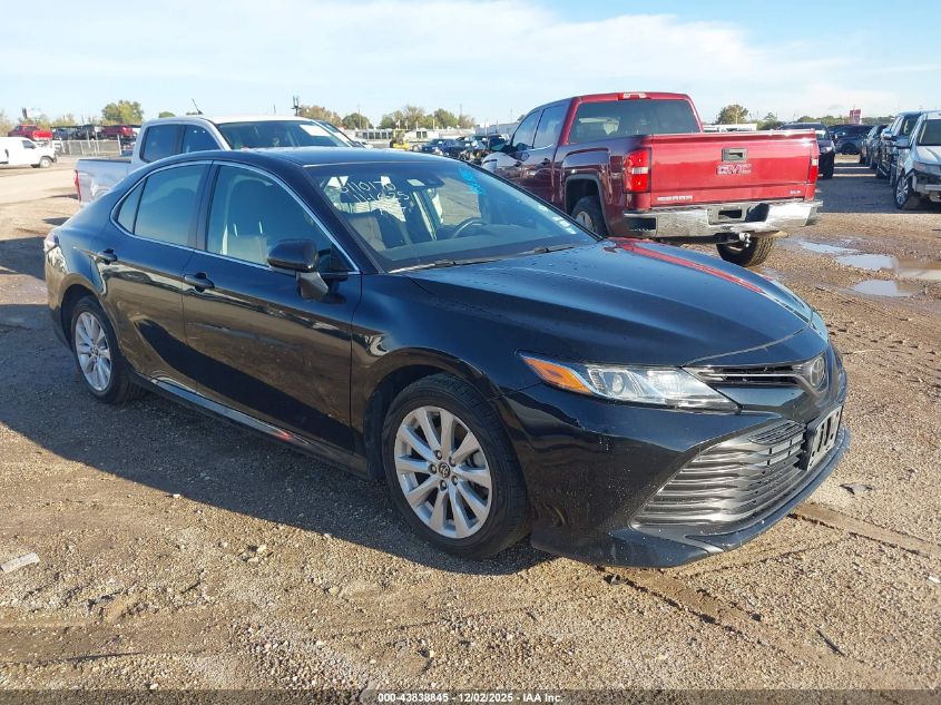 TOYOTA CAMRY LE