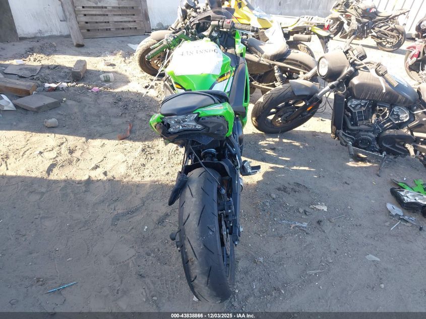 2025 Kawasaki Ex650 P VIN: ML5EXEP17SDAF9161 Lot: 43838866