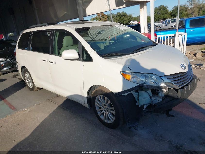 TOYOTA SIENNA XLE 8 PASSENGER