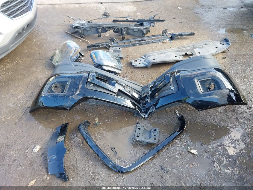 2015 GMC Sierra 2500Hd Denali VIN: 1GT120E80FF572558 Lot: 43838908