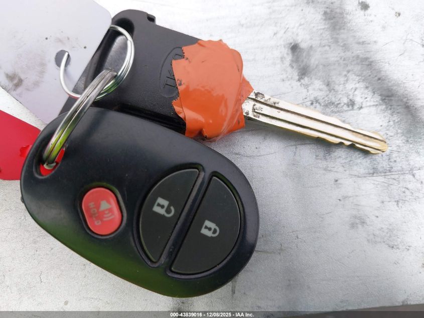 2010 Toyota Tacoma Prerunner V6 VIN: 3TMJU4GN5AM102572 Lot: 43839016