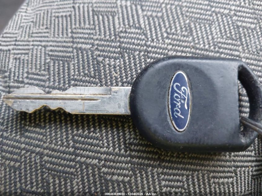 2004 Ford Explorer Xls VIN: 1FMZU72K54UA26266 Lot: 43839030