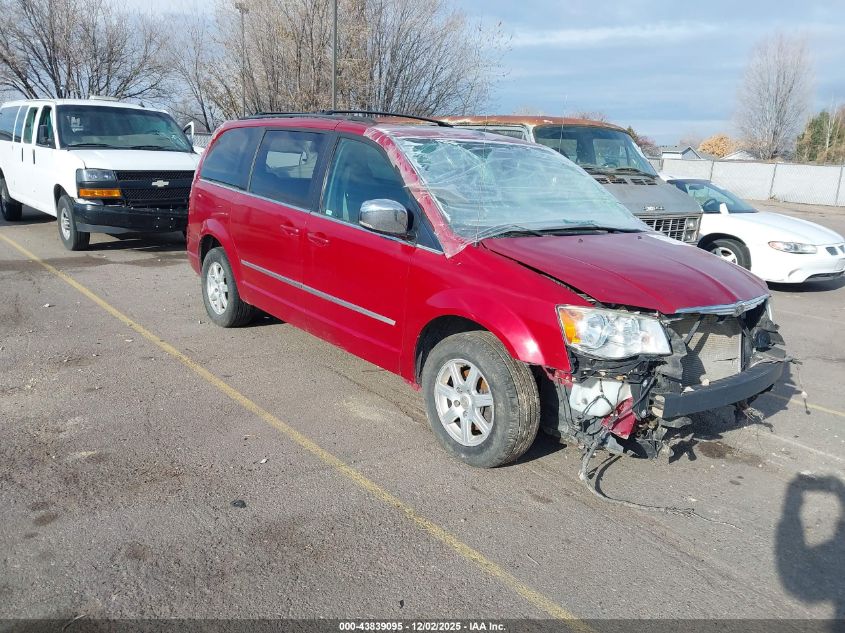 CHRYSLER TOWN & COUNTRY TOURING