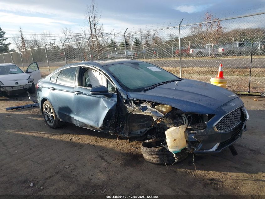 FORD FUSION HYBRID TITANIUM