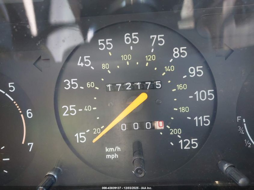 1992 Saab 900 VIN: YS3AL75L6N7010031 Lot: 43839137