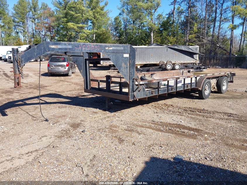 2004 Top Hat Industries 8X24 Gooseneck Flat