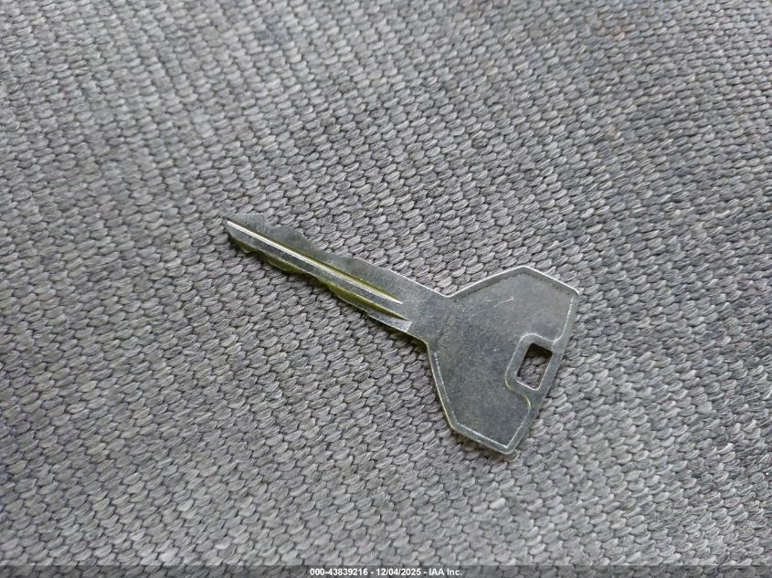 2005 International 8000 8600 VIN: 1HSHXAHR45J035902 Lot: 43839216