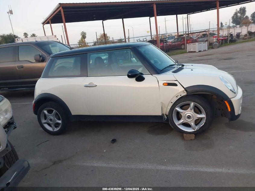 2005 Mini Cooper VIN: WMWRC33595TJ69198 Lot: 43839298