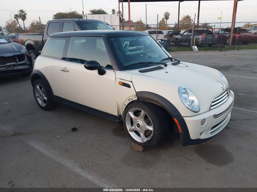 2005 Mini Cooper VIN: WMWRC33595TJ69198 Lot: 43839298