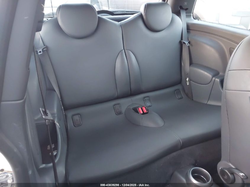 2005 Mini Cooper VIN: WMWRC33595TJ69198 Lot: 43839298