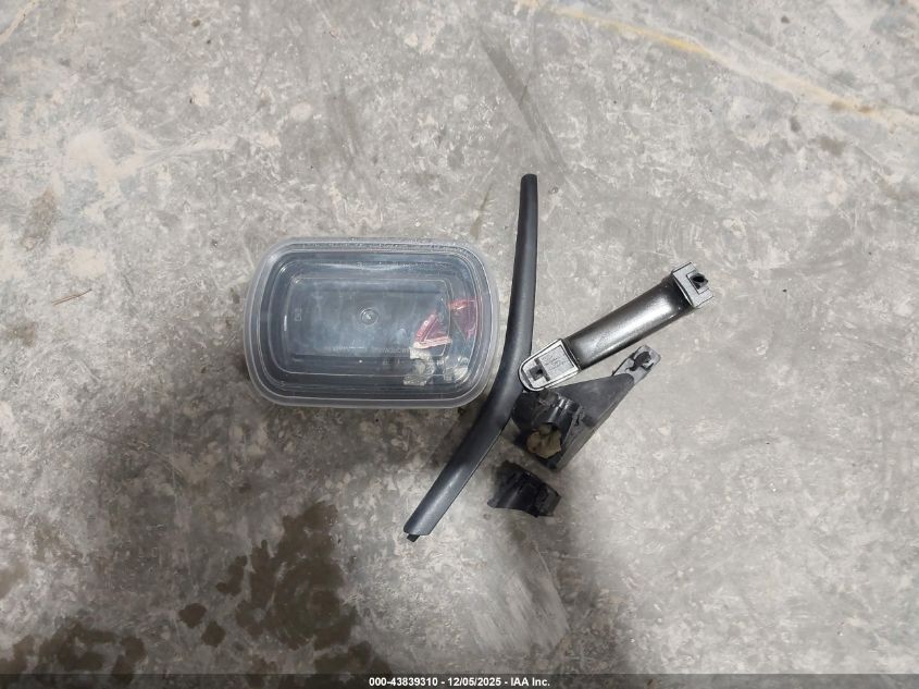 2015 Ford Focus Se VIN: 1FADP3F28FL348570 Lot: 43839310