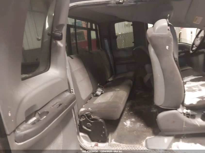 2002 Ford F-250 VIN: 1FTNX21L02EC65870 Lot: 43839334